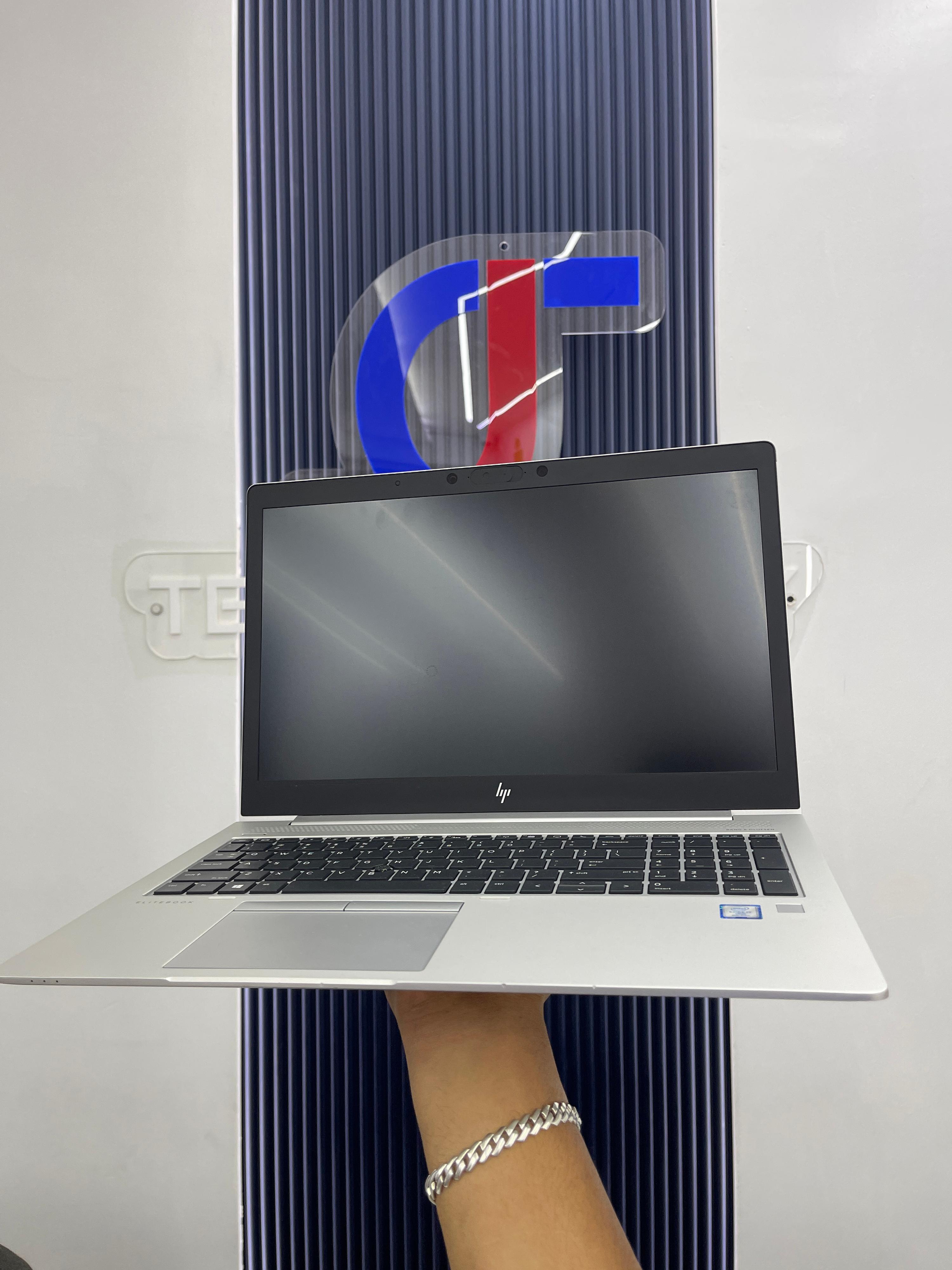 Laptop HP EliteBook 850 G6 i7, 8/128